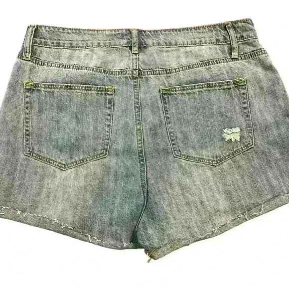 Hammer Jeans Denim Shorts Size 13 High Rise Distressed Medium Wash Casual - Picture 2 of 6